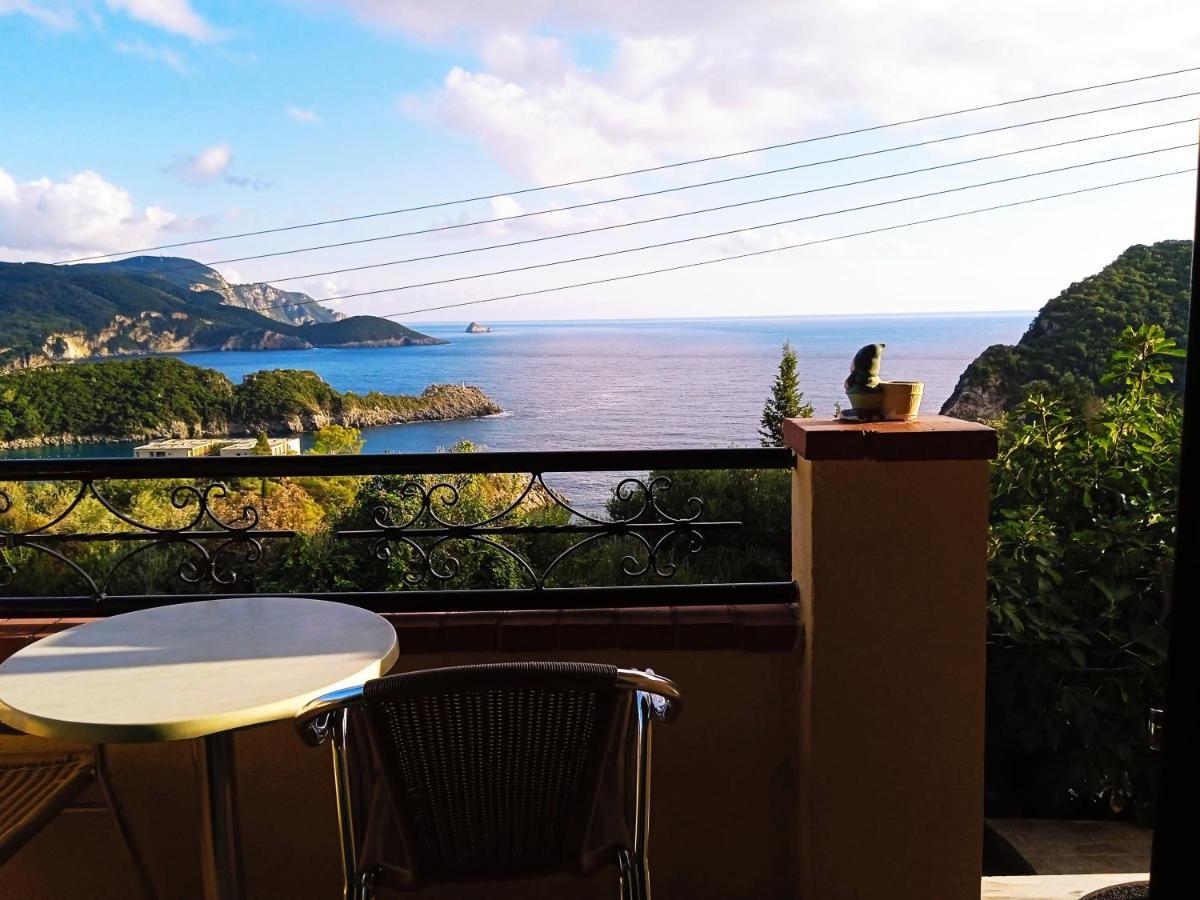 Vassilis Apartments ปาเลโอกัสไตรซา ภายนอก รูปภาพ